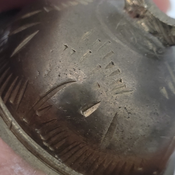 Vintage Brass Bell with Handle Brass Etched Elephant Claw Bell/Temple Ceremonial - Picture 4 of 4